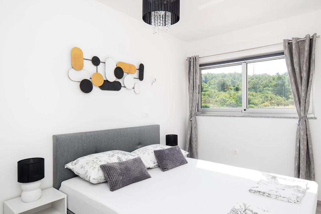 Apartments Grubisic - Sibenik - Parking Included Rom bilde