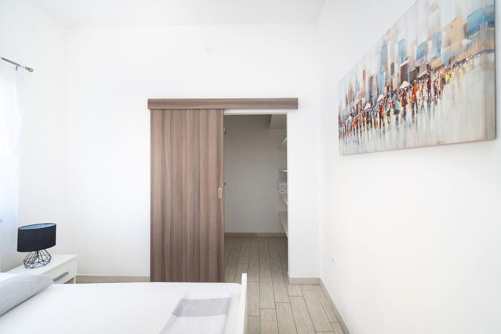 Apartments Grubisic - Sibenik - Parking Included Rom bilde